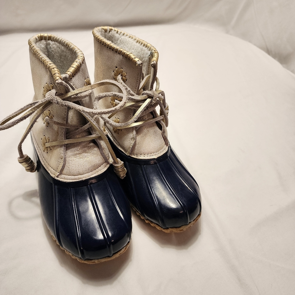 Women's Navy and Cream‎ Winter Boots